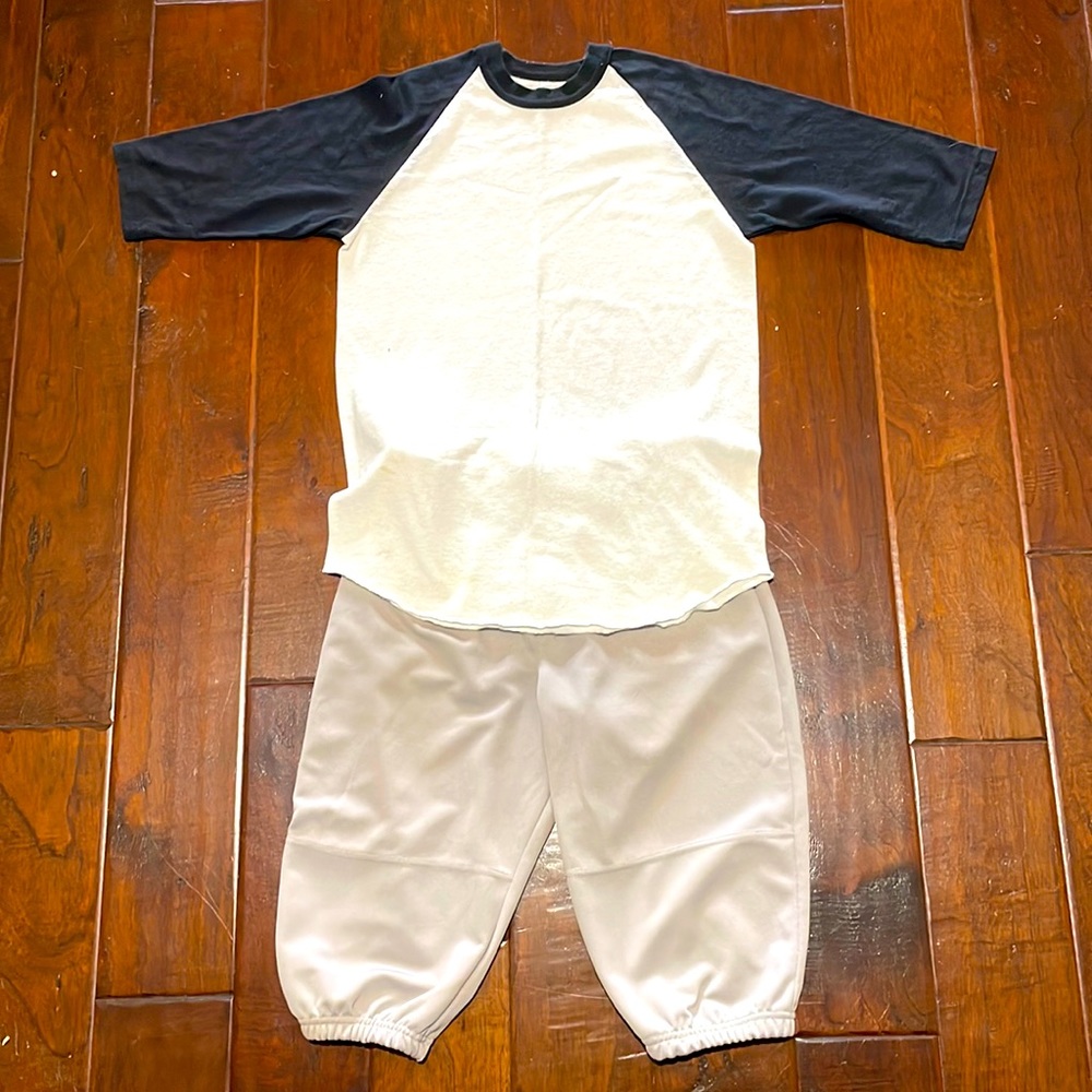 Youth XL Baseball knickers and tee
